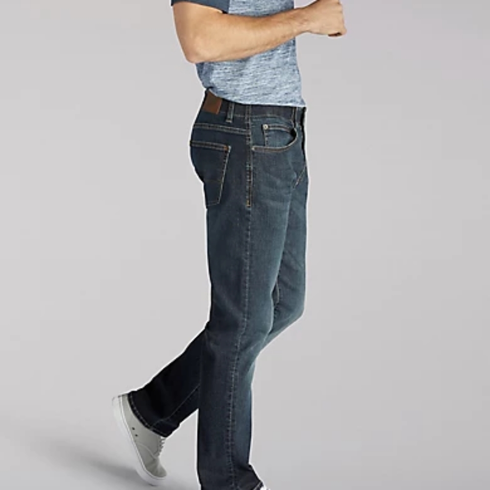 Lee Slim Fit Straight Leg, Extreme Motion, 36 X 32, Dark Wash